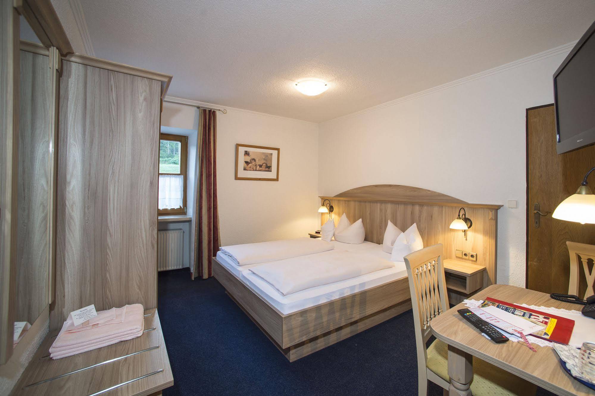 Aktivhotel & Gasthof Schmelz Ihr Urlaubs Hotel In Inzell Mit Wellness Hallenbad, Alpensauna & Dampfbad المظهر الخارجي الصورة